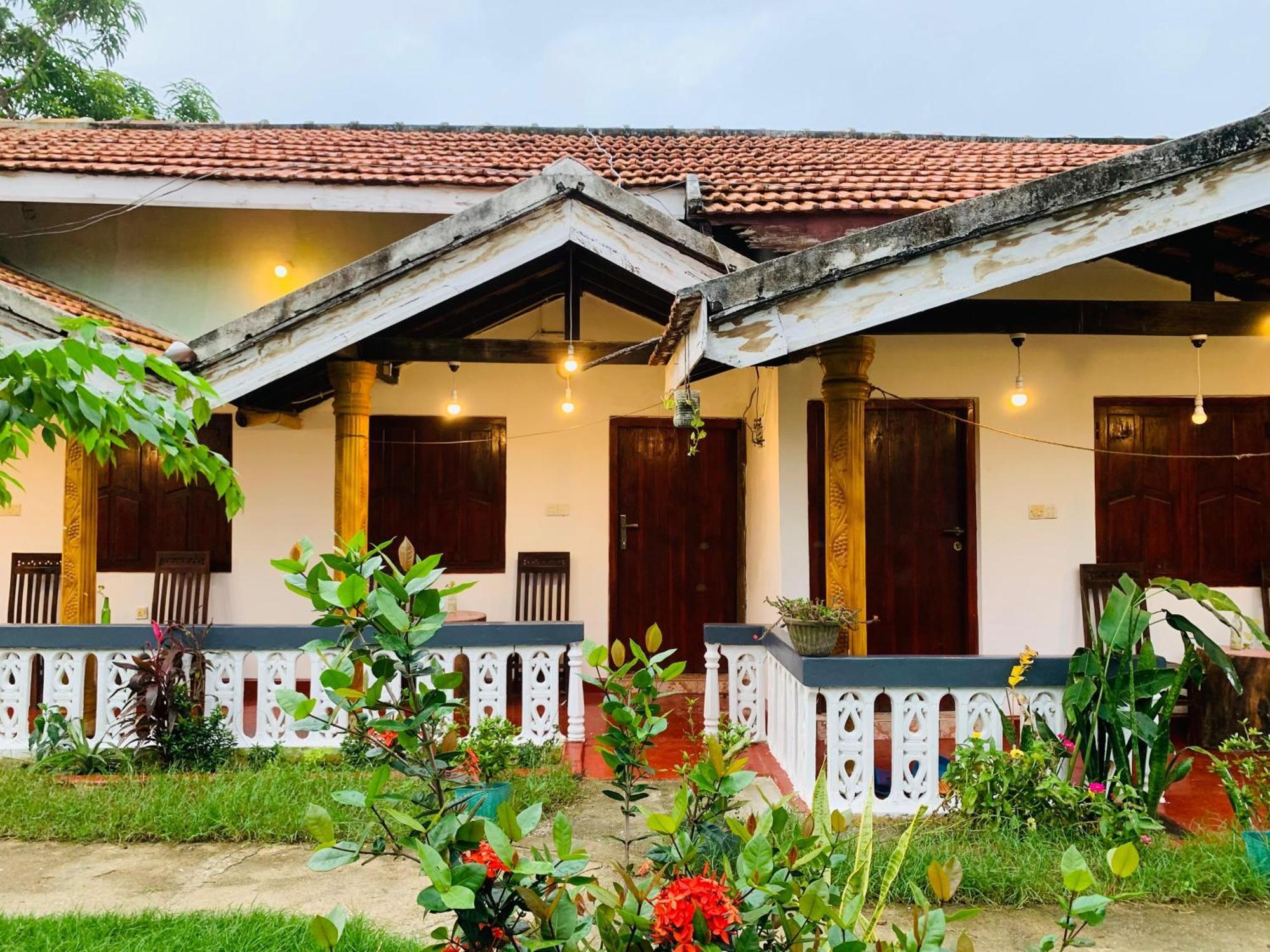 Little Fairy Home B&B Arugam Bay Esterno foto