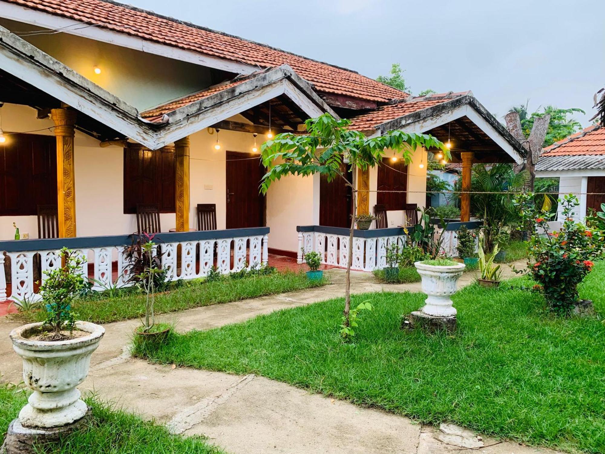 Little Fairy Home B&B Arugam Bay Esterno foto