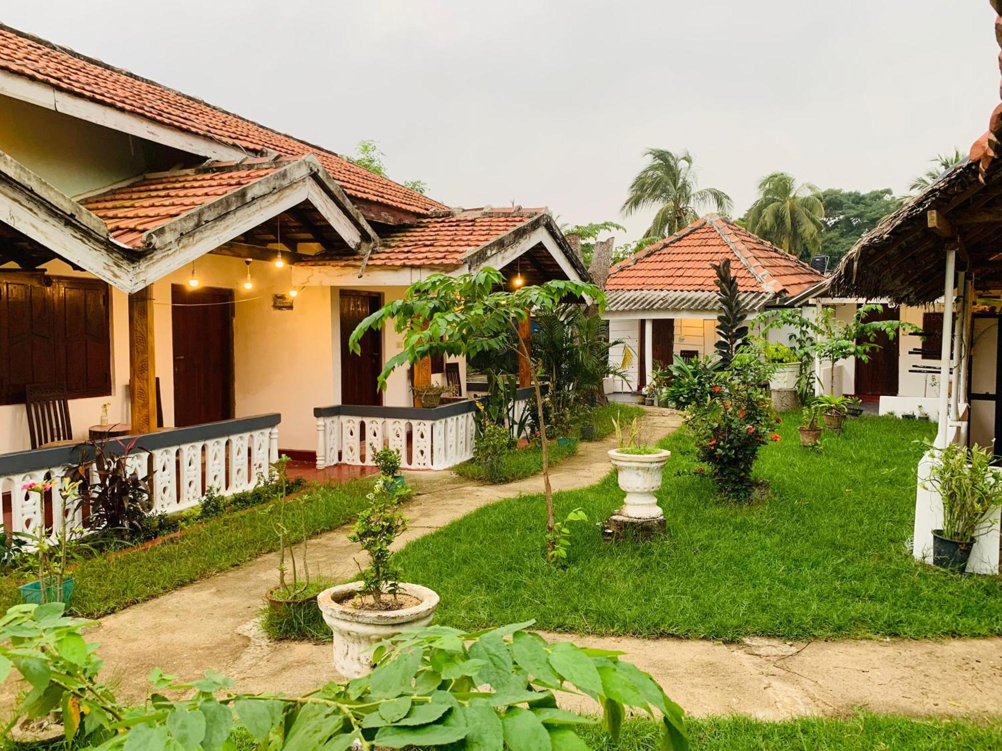 Little Fairy Home B&B Arugam Bay Esterno foto