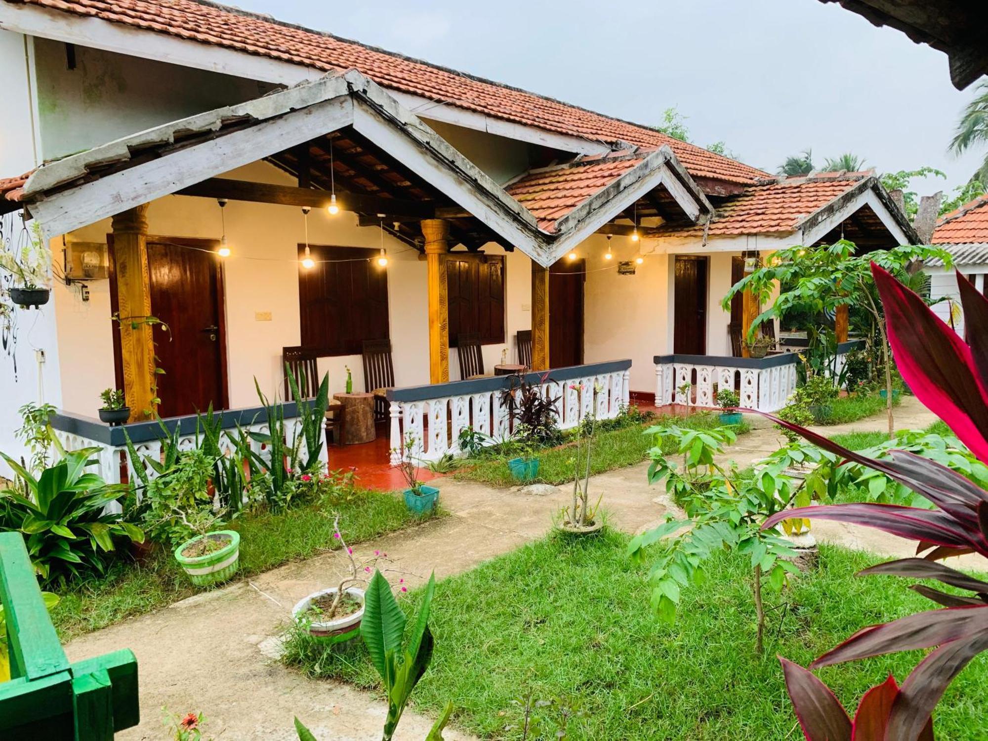 Little Fairy Home B&B Arugam Bay Esterno foto