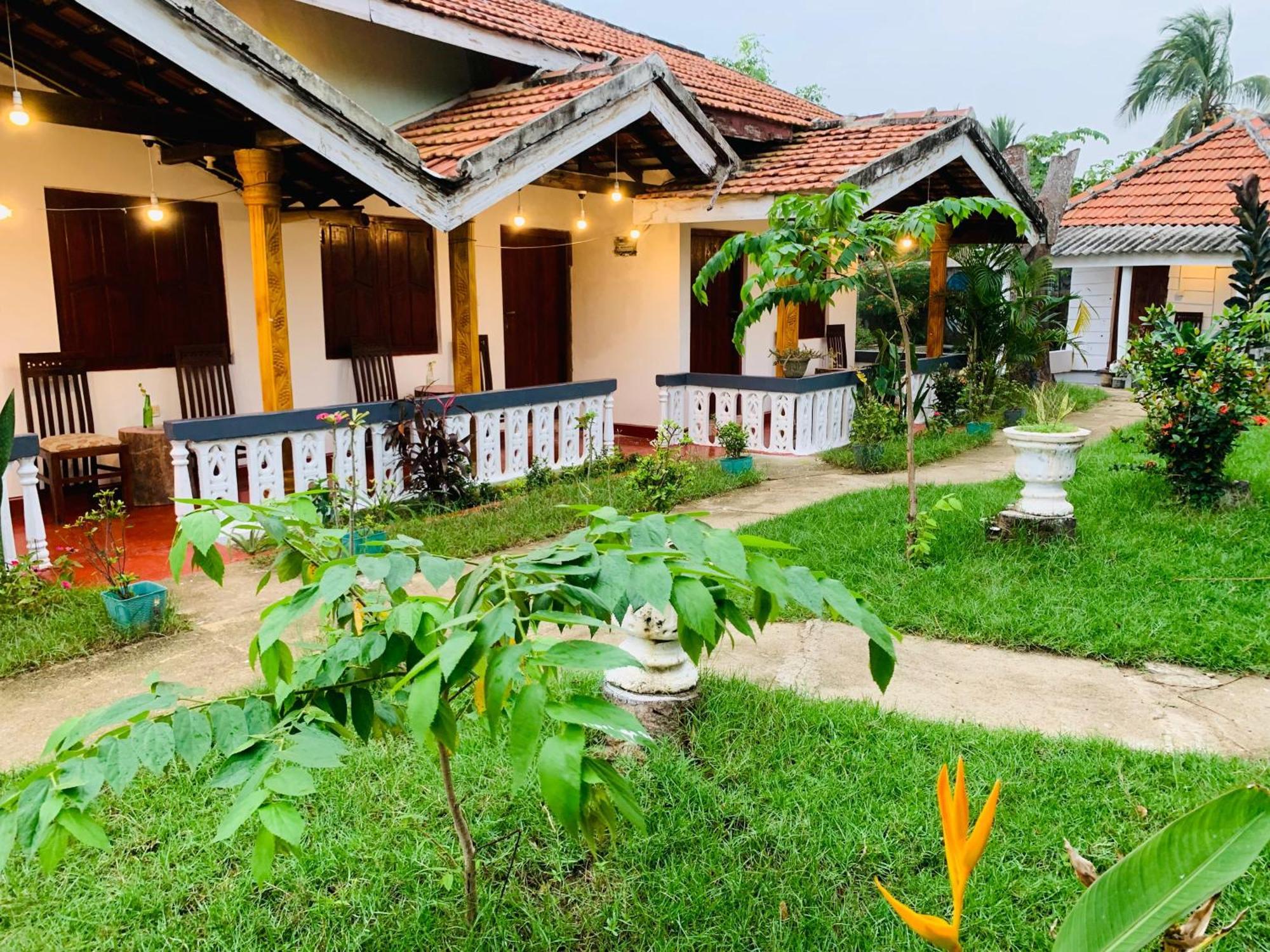 Little Fairy Home B&B Arugam Bay Esterno foto