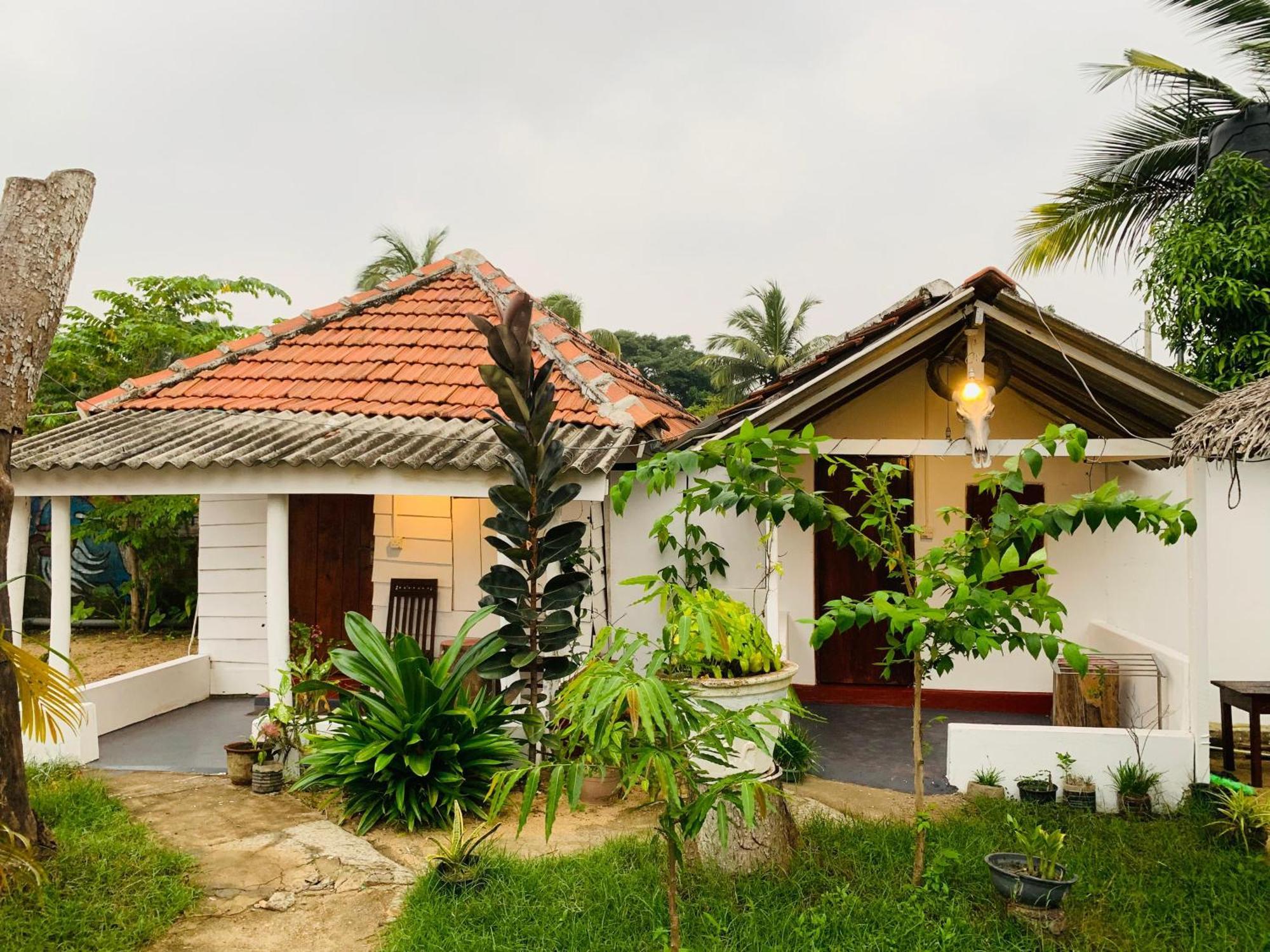 Little Fairy Home B&B Arugam Bay Esterno foto